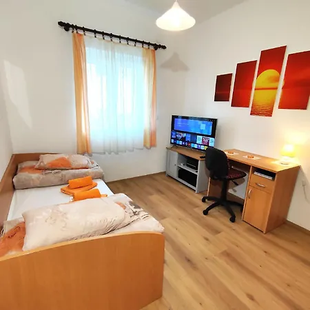 Carmen * Soline (Krk)